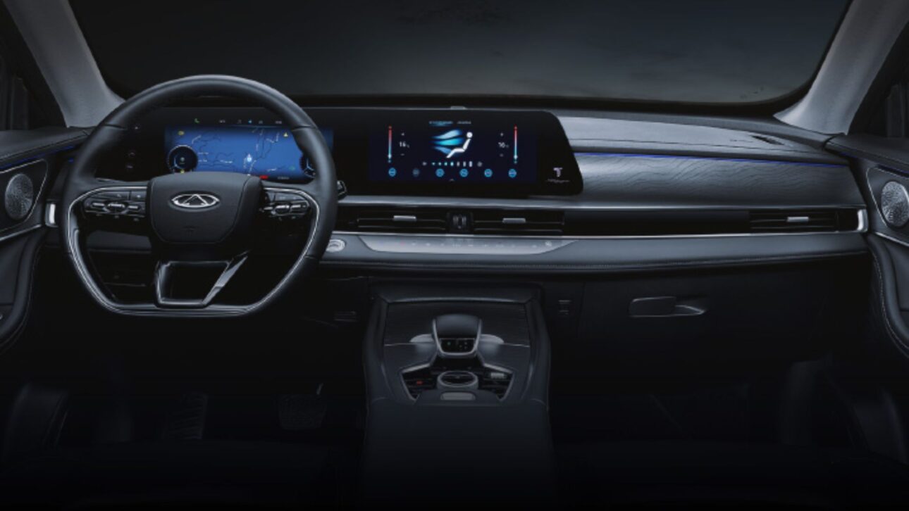 Tiggo 8 PRO 2026 reúne motor 1.6 turbo, cámaras 360° y interior de lujo en SUV de 7 plazas con alta eficiencia y tecnología avanzada.