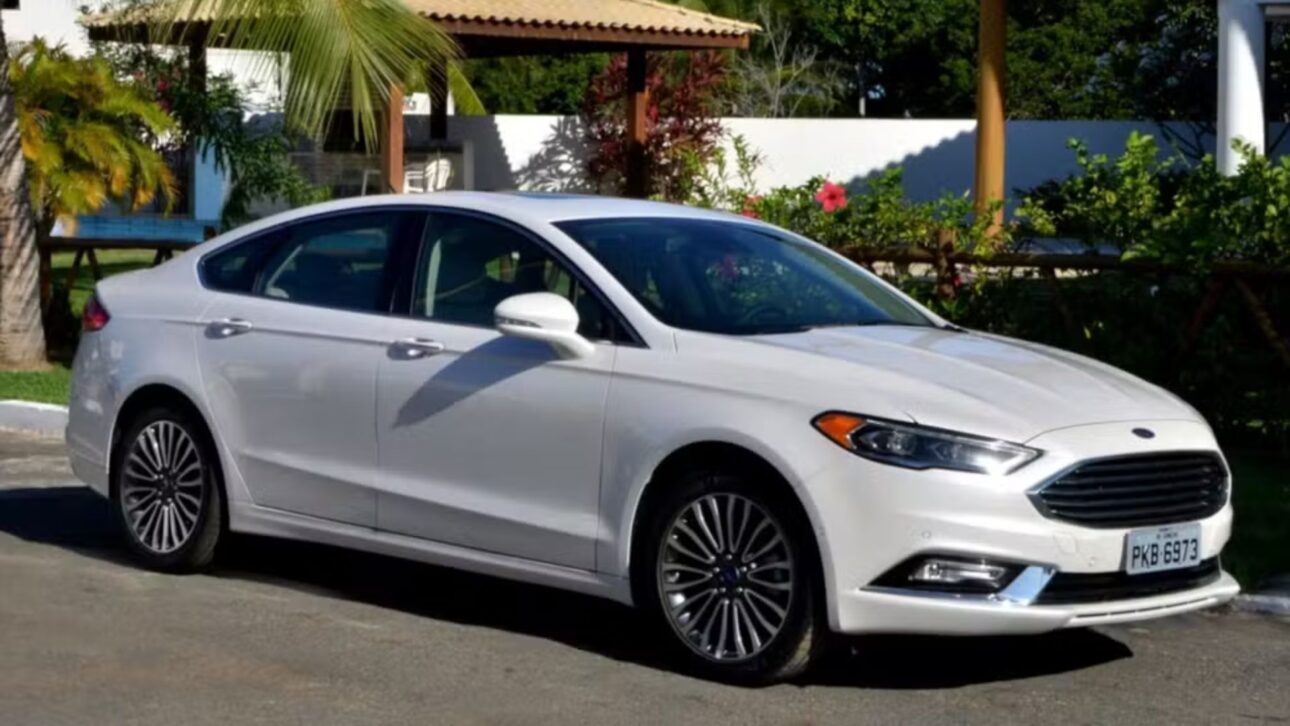 Ford Fusion 2.0 EcoBoost 2018 usado con rendimiento de sedán premium (Imagen: divulgación)