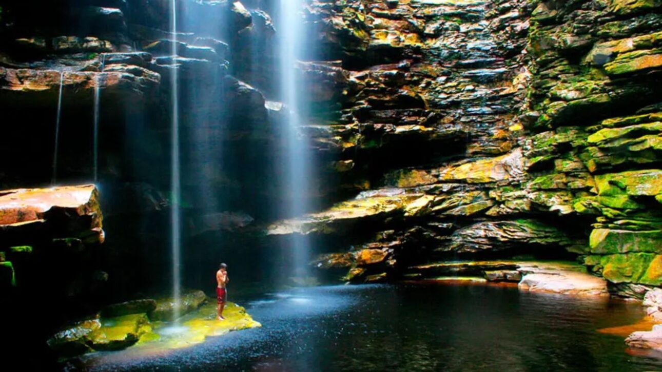 Descubra Lençóis, en la Chapada Diamantina, destino de ecoturismo con senderos, cascadas, historia y cultura que encantan visitantes todo el año.