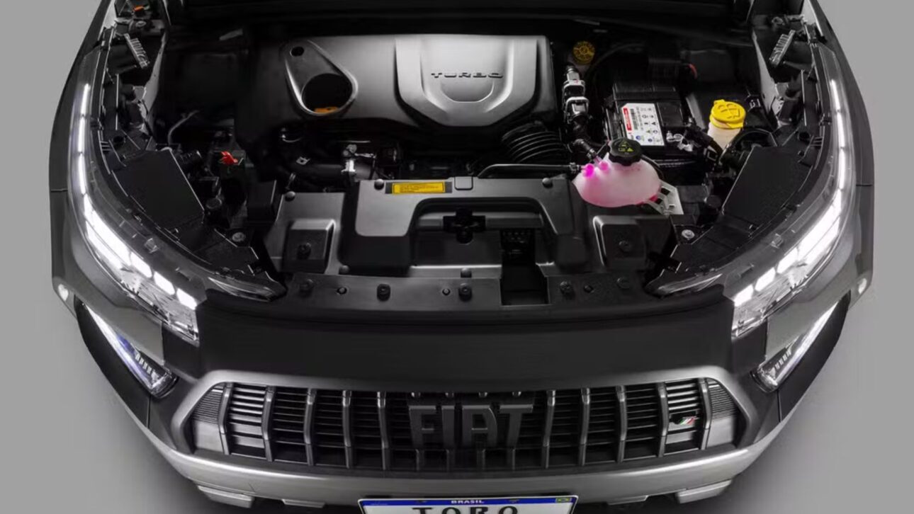 Fiat Toro 2026 llega con motor diesel de 200 cv, frenos a disco, Auto Hold y nuevos itens, pero mantiene limitaciones internas y de seguridad.