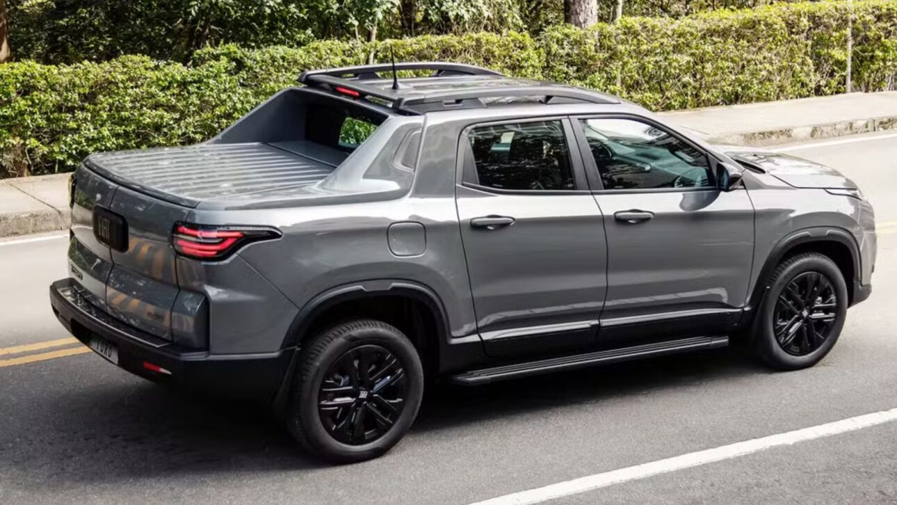 Fiat Toro 2026 llega con motor diesel de 200 cv, frenos a disco, Auto Hold y nuevos itens, pero mantiene limitaciones internas y de seguridad.