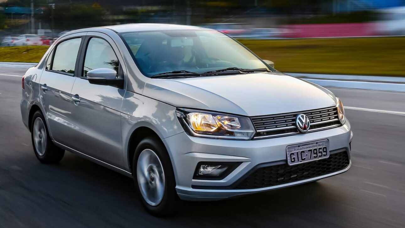 Volkswagen Voyage 1.6 MSI 2019 es sedán compacto usado, económico y con maletero de 480 litros. (Foto: divulgação)