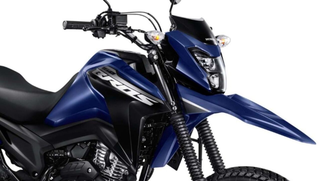La Nueva Honda Bros 2026 Mantiene Motor Flex Y Paquete Técnico, Gana Color Azul En La Versión CBS Y Mantiene Rivales Yamaha Crosser Y XRE 190.
