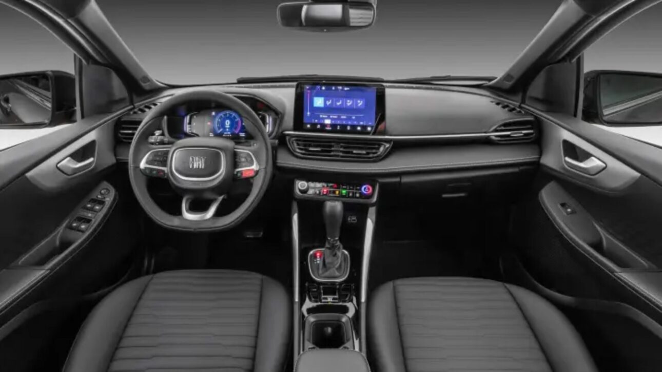 Fiat Fastback 2026 llega reestilizado con descuentos de hasta R$ 32 mil, motor híbrido leve y porta-malas de 600 litros.