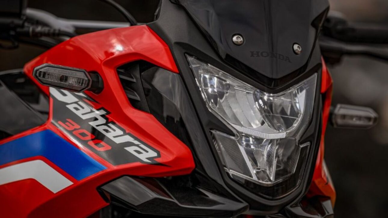 Honda Sahara 300 2026 llega en septiembre con nuevas colores, motor flex de 25,2 cv, ABS de dos canais y precio a partir de R$ 30.385.
