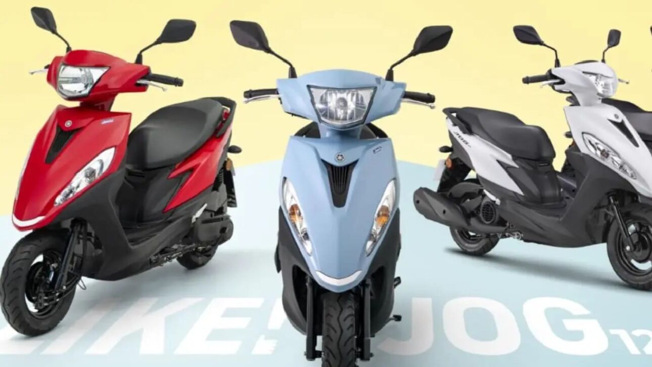 Yamaha lanza la scooter JOG 125 en Japón con 124 cc, consumo de hasta 51,9 km/l, solo 95 kg y precio accesible de alrededor de R$ 9 mil.