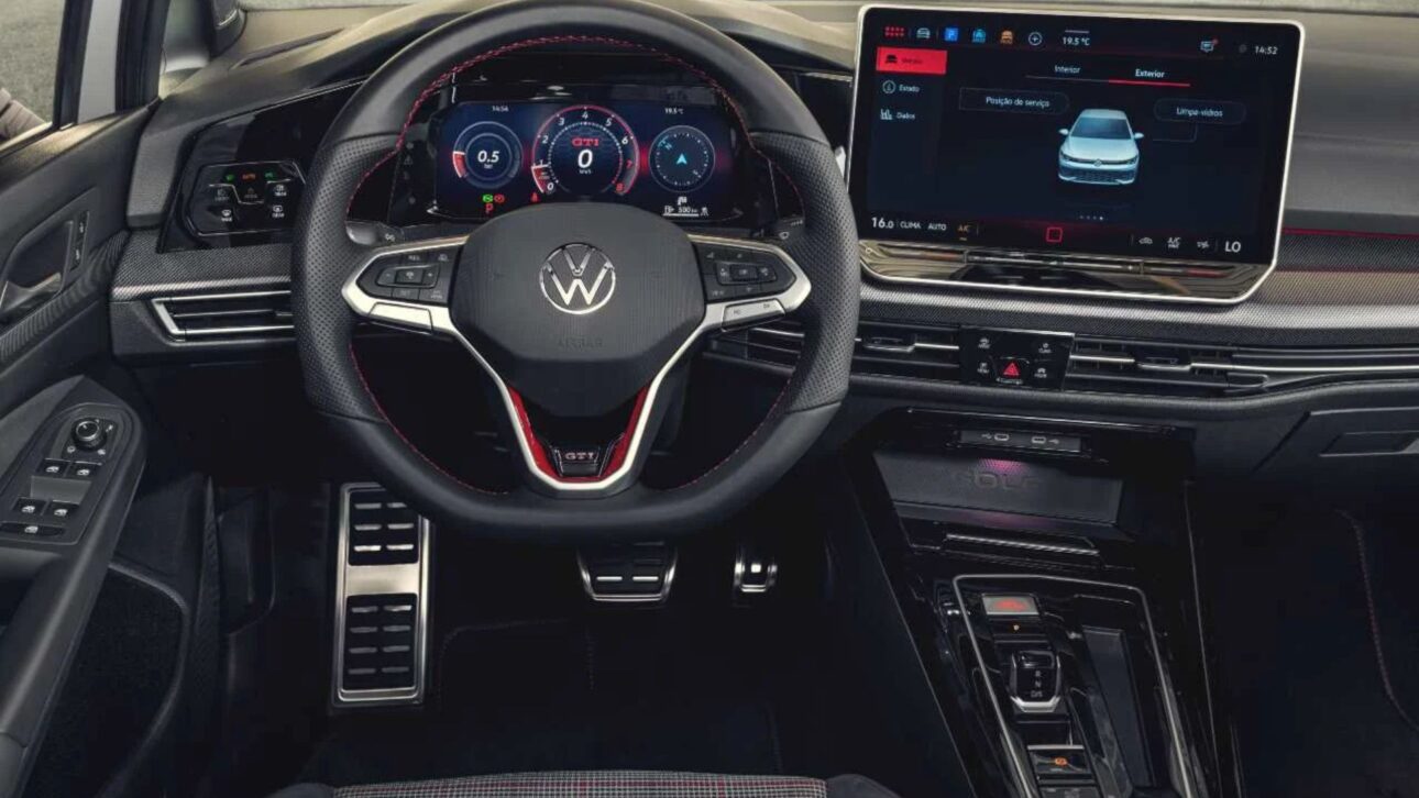 Volkswagen confirma Golf GTi 2025 en Brasil con motor 2.0 turbo de 265 cv, caja DSG y paquete europeo completo. Pre-venta en septiembre.
