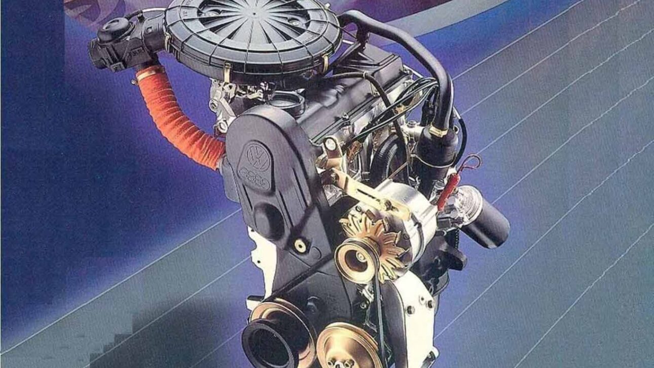 El legendario motor Volkswagen AP, lanzado en 1985, equipó modelos icónicos como Gol, Voyage y Parati. Reconocido por su robustez, mantenimiento simple y amplia oferta de piezas, se convirtió en referencia de confiabilidad en la historia de la industria automotriz brasileña. (Imagen: Divulgación)