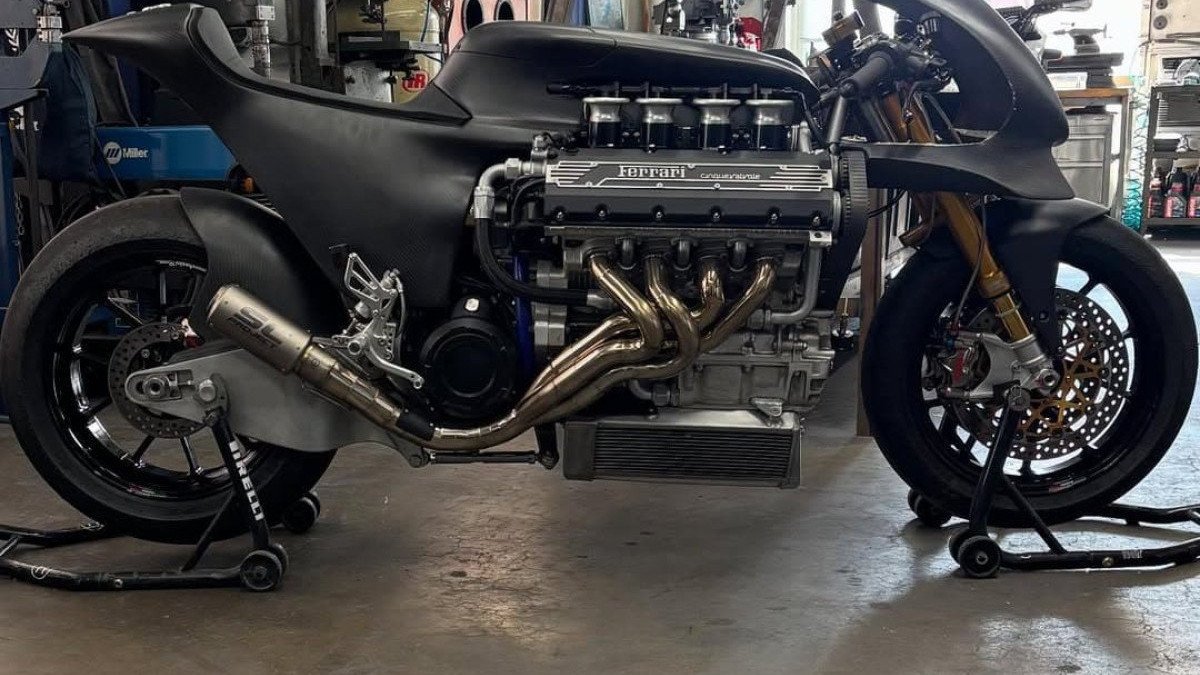 Mecânico ousa e cria moto equipada com motor V8 de Ferrari; ouça o ronco inacreditável
