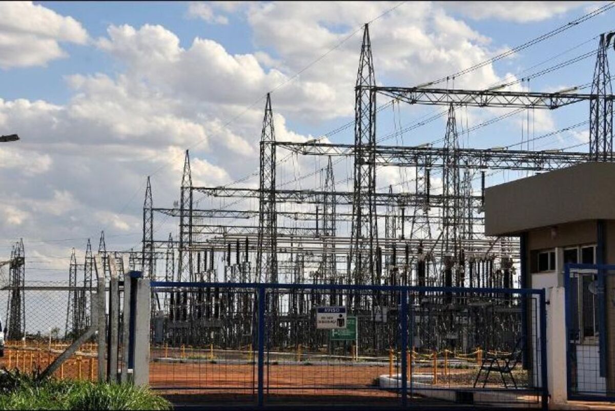 A termelétrica de Campo Grande, Mato Grosso do Sul, retoma a operação em agosto, gerando 177 megawatts com gás natural.