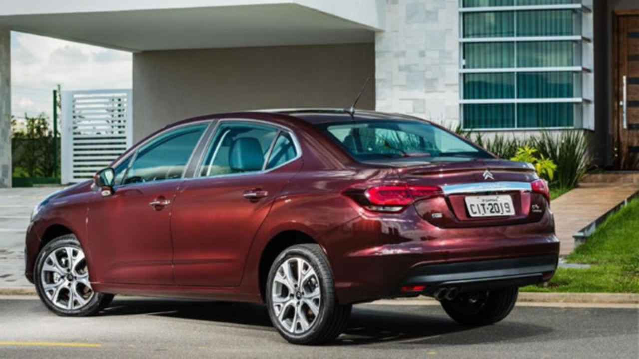 Citroën C4 Lounge

Fuente: Shopcar