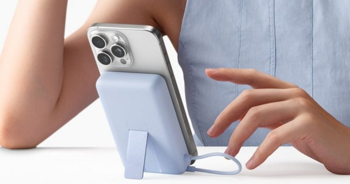 Conoce el Magnetic Stand Power Bank 10000 7.5W de Xiaomi, con carga rápida, cable flexible y soporte magnético para celulares. Descubre más. (Imagen: Reproducción/Xiaomi)