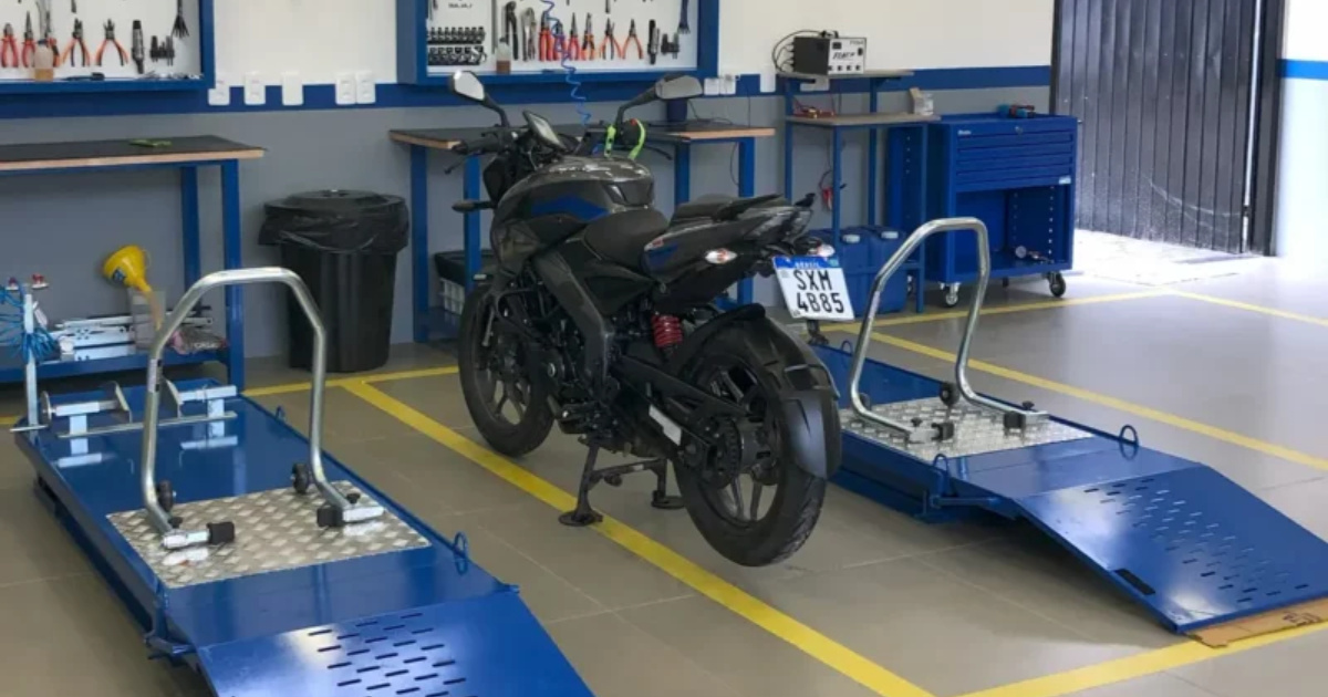 Bajaj inaugura nueva concesionaria en Joinville con test rides y ofertas exclusivas, ampliando presencia en el competitivo mercado de motos. (Foto: motonline)