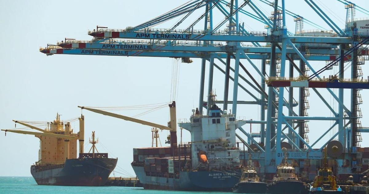 El Complejo de Pecém Recibe R$ 1,25 Mil Millones en Obras Hasta 2026, Ampliando Capacidad, Automatización y Energía Limpia en el Mayor Proyecto Portuario de Brasil. (Foto: Thiago Gadelha)