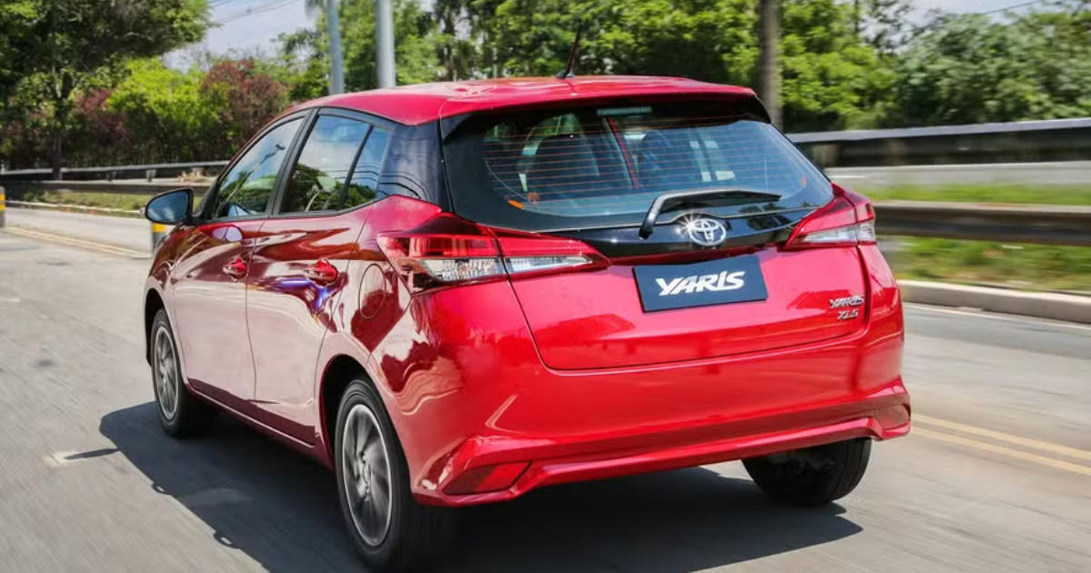 Toyota Yaris sale de producción en Brasil y abre espacio para el Yaris Cross, nuevo SUV de la marca, previsto para octubre. Entiende el impacto en el mercado. ( Foto: Divulgación)