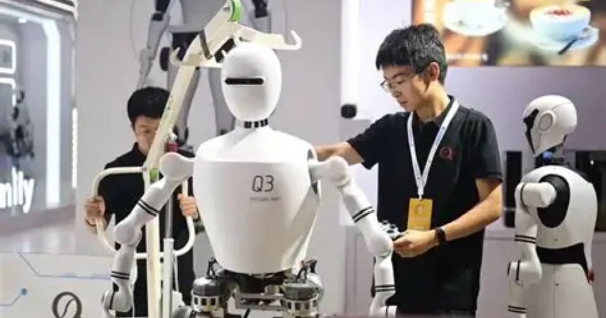 China Prevê Salto De 40% Em Poder De Computação Até 2025 Com Chips FP8 E 788 EFLOPS, Impulsionando IA Em Cidades, Saúde E Agricultura.