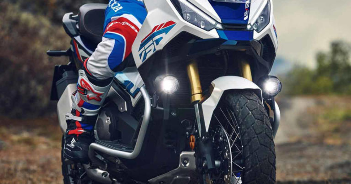 Conozca el Honda X-ADV 2026, scooter aventurero con nuevos colores, transmisión DCT, panel TFT y carenado sostenible de bioplástico. (Foto: Honda)