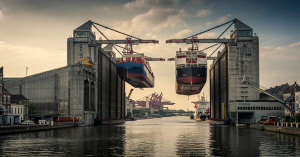 China investe 72,7 bilhões de yuans e constrói maior elevador de navios do mundo