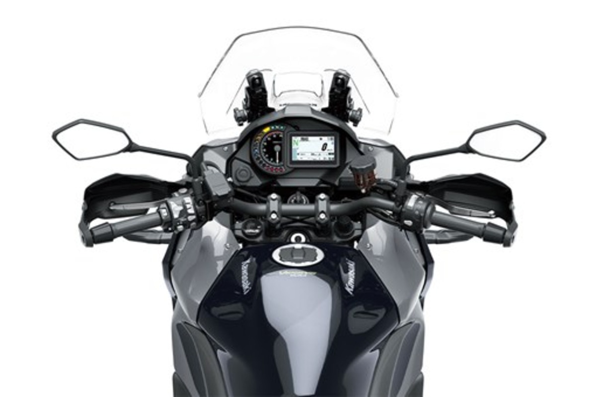 A Kawasaki Versys 1100 SE GT 2026 é a moto ideal para viagens. Saiba mais sobre sua tecnologia, motor de 1.099 cc.
