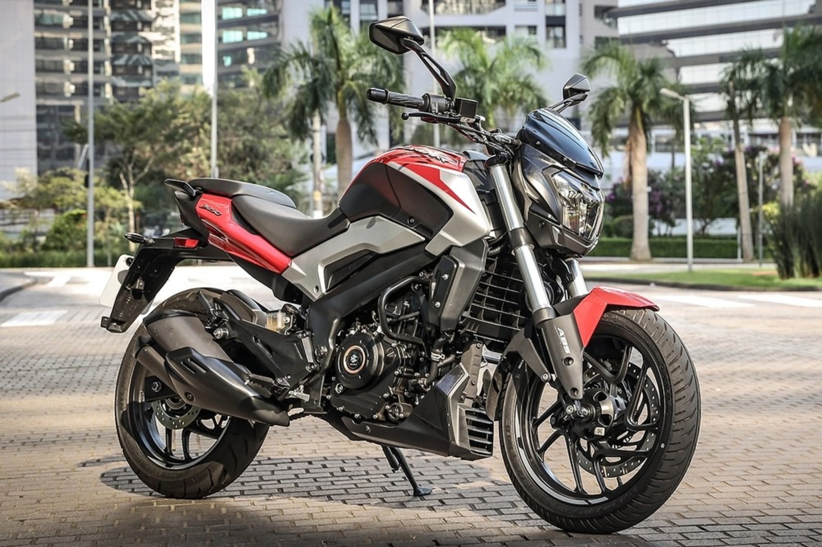 Bajaj Dominar 250