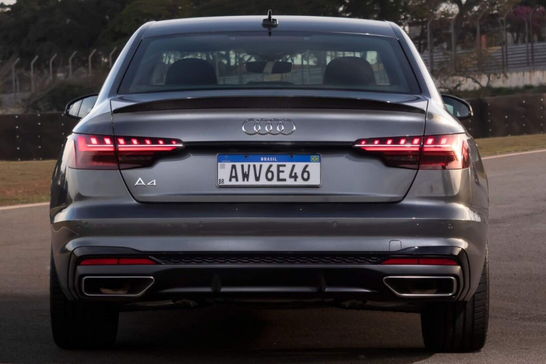 11 coches descontinuados en 2025 en Brasil: Audi A4, Compass diesel, Jaguar SUVs y Toyota Yaris dejan de ser vendidos sin alarde