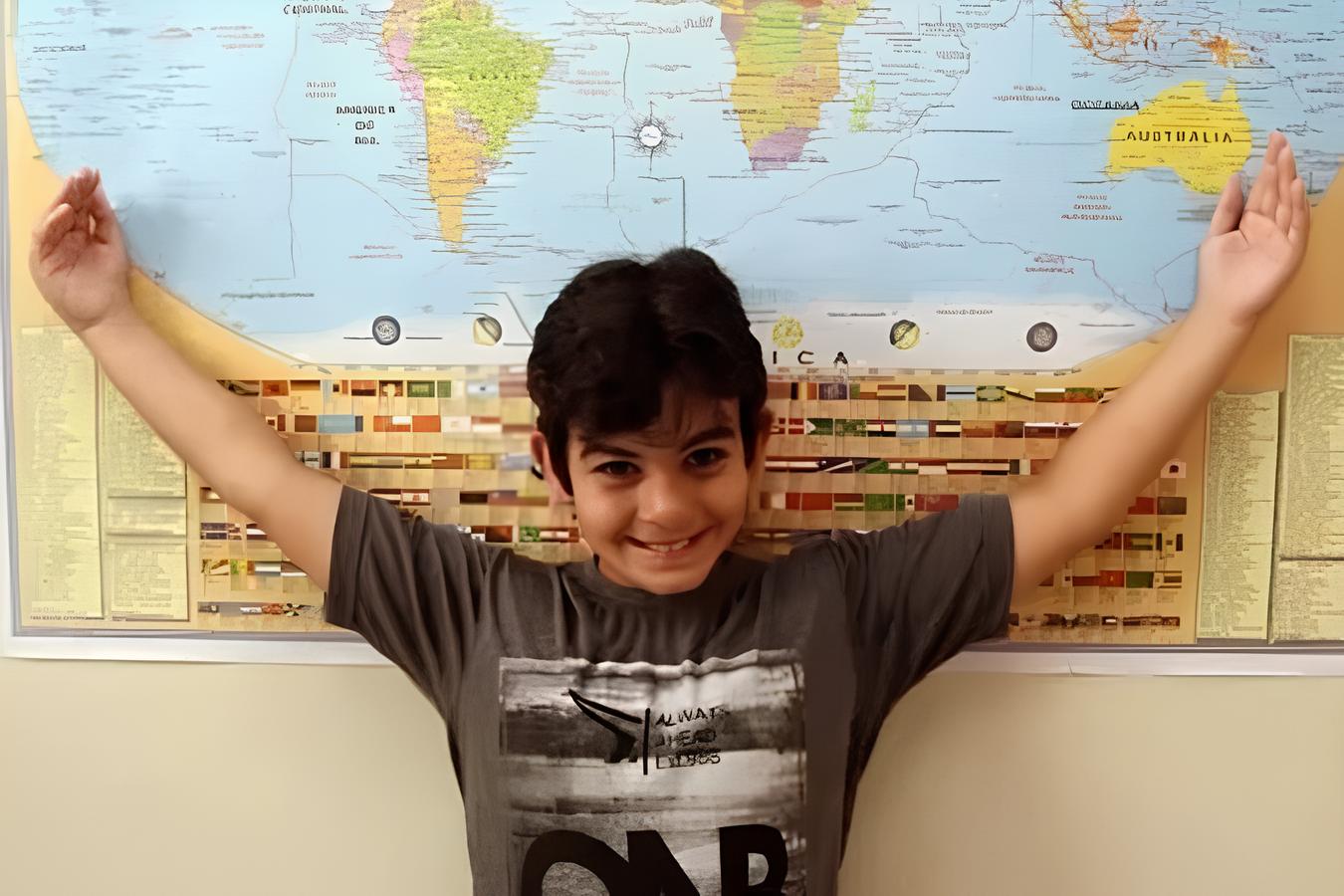 Brasileiro de 14 anos superdotado acumula 18 aprovações em vestibulares de elite, incluindo o ITA, e se torna símbolo da educação no país