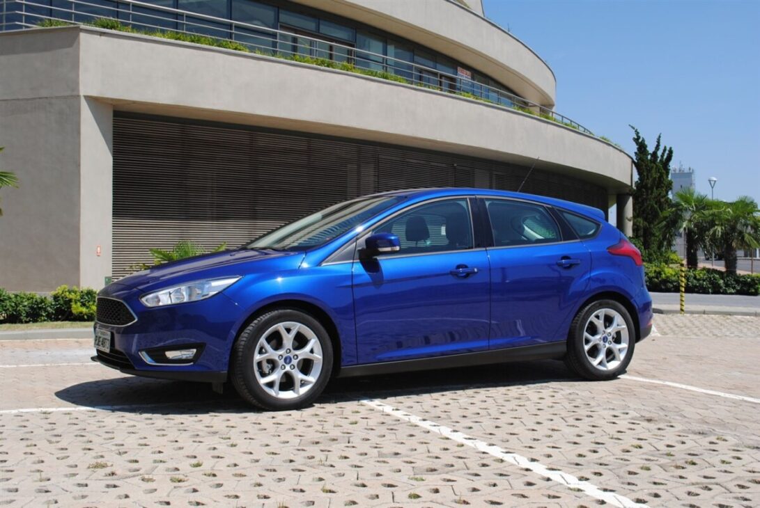 7 coches espaciosos y económicos que caben a toda la familia, cuestan a partir de R$ 38 mil y aún recorren más de 12 km/l; versiones entre 2014 y 2017