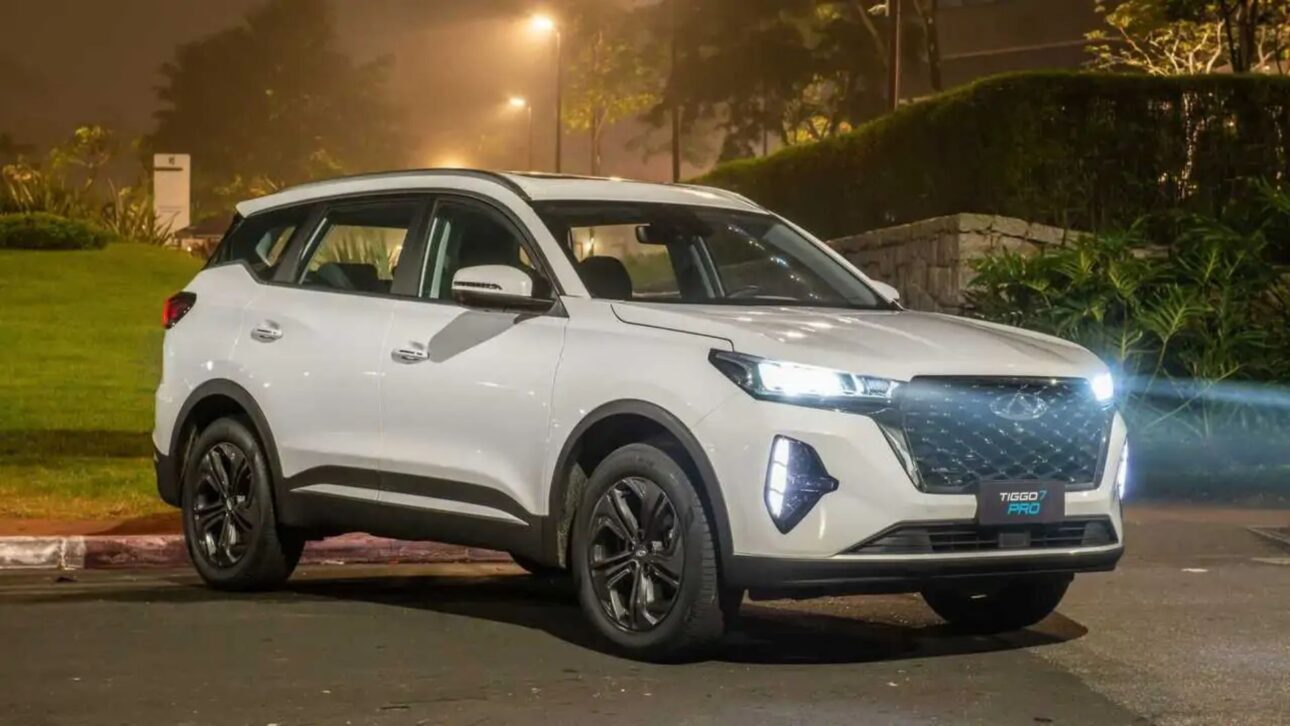 CAOA Chery Tiggo 7 Hybrid tiene 160 cv, motor turbo, paquete Max Drive y precio de Compass. Promoción válida en septiembre en las concesionarias.v