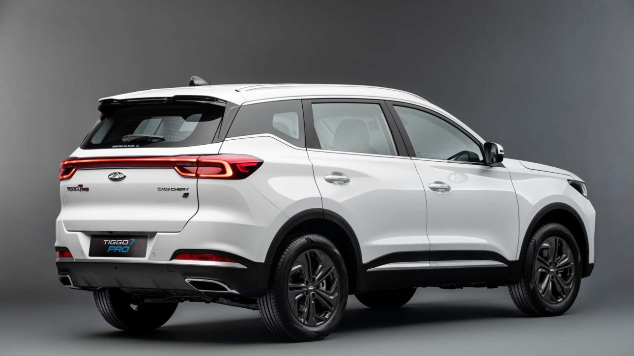 CAOA Chery Tiggo 7 Hybrid tiene 160 cv, motor turbo, paquete Max Drive y precio de Compass. Promoción válida en septiembre en las concesionarias.v