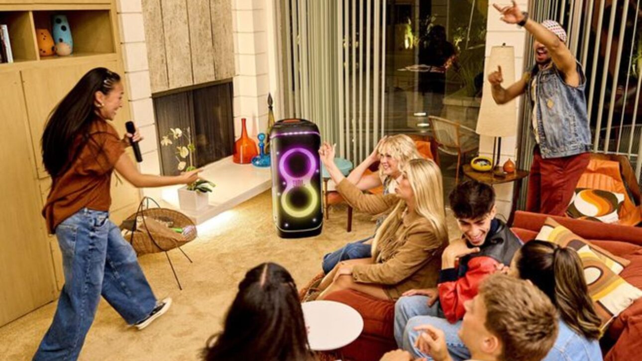 JBL Lanza La PartyBox 720 Con 800W, Batería de 15h, Entradas XLR y Soporte a Auracast. Modelo Ya Está En Preventa En EUA.