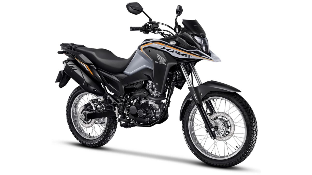 Honda XRE 190 2026 llega con motor flex de 16 cv, nueva color gris metálico, suspensión reforzada y precios a partir de R$ 23.580.