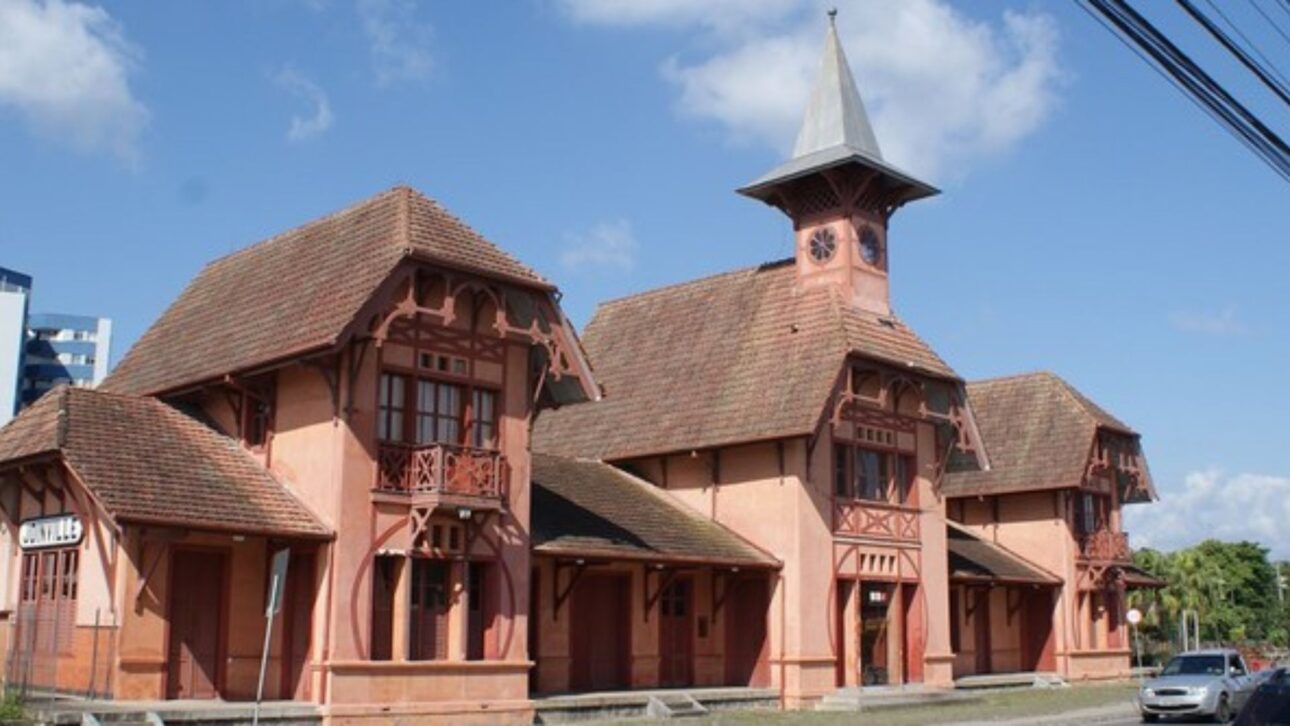 Estación de la Memoria de Joinville será reabierta en 2026 con museo, memorial y sistema antiincendio, preservando 120 años de historia.