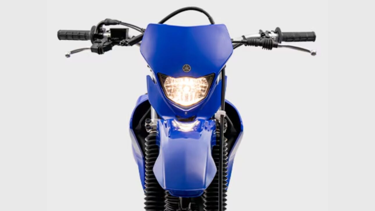 Nueva Yamaha TT-R 230 2026 llega a Brasil con motor 223 cm³, 6 marchas, grafismos inéditos y precio sugerido de R$ 19.990.