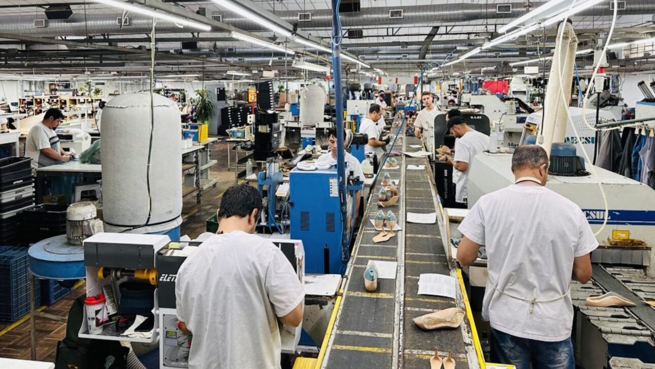 Calzado de Três Coroas cierra tras deudas millonarias, crisis agravada por la pandemia y tarifa de 50% de EE.UU.