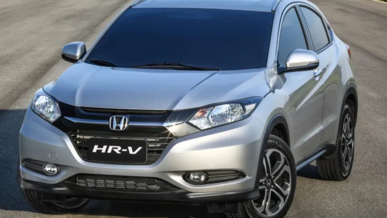 Honda HR-V LX CVT 2017 con motor 1.8 FlexOne, cambio automático y precio por debajo de la Fipe. Consulte detalles del SUV compacto.
