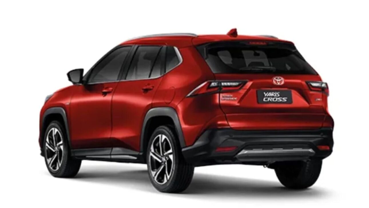 Toyota Yaris Cross llega en octubre con consumo de 32 km/l, cinco estrellas en seguridad y precios entre R$ 130 mil y R$ 190 mil.