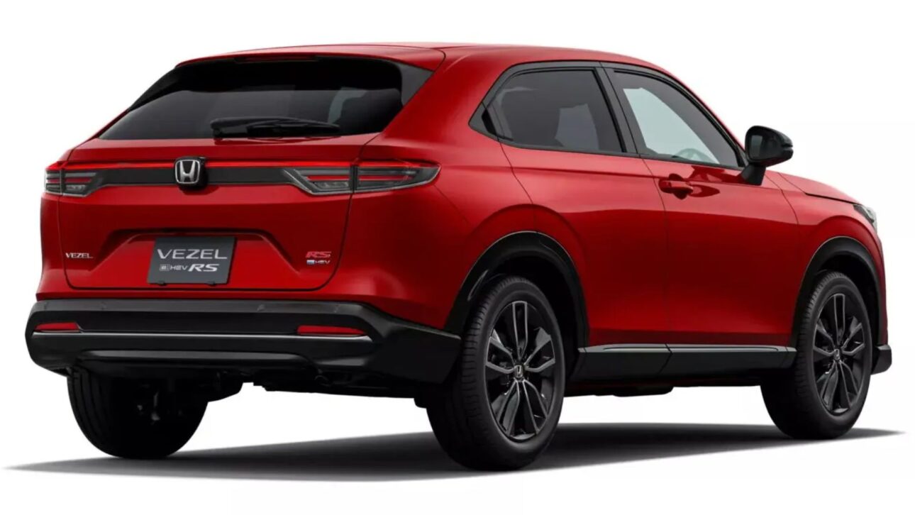 Nuevo Honda HR-V RS híbrido debutará en Japón con motor 1.5, dos eléctricos, 129 cv, tracción integral y paquete completo de tecnología.