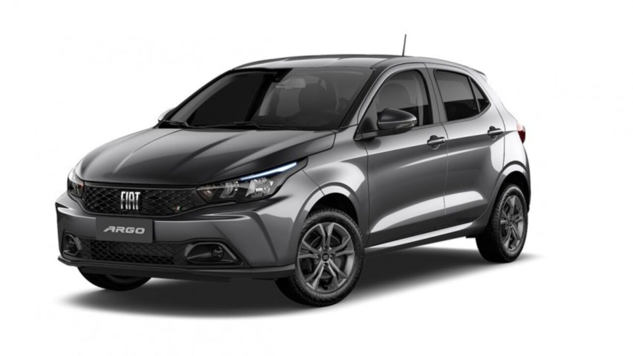 Fiat Argo Drive 1.3 es el coche automático más barato de Brasil, con faros full-LED, consumo hasta 14,3 km/l y precio a partir de R$ 92 mil.