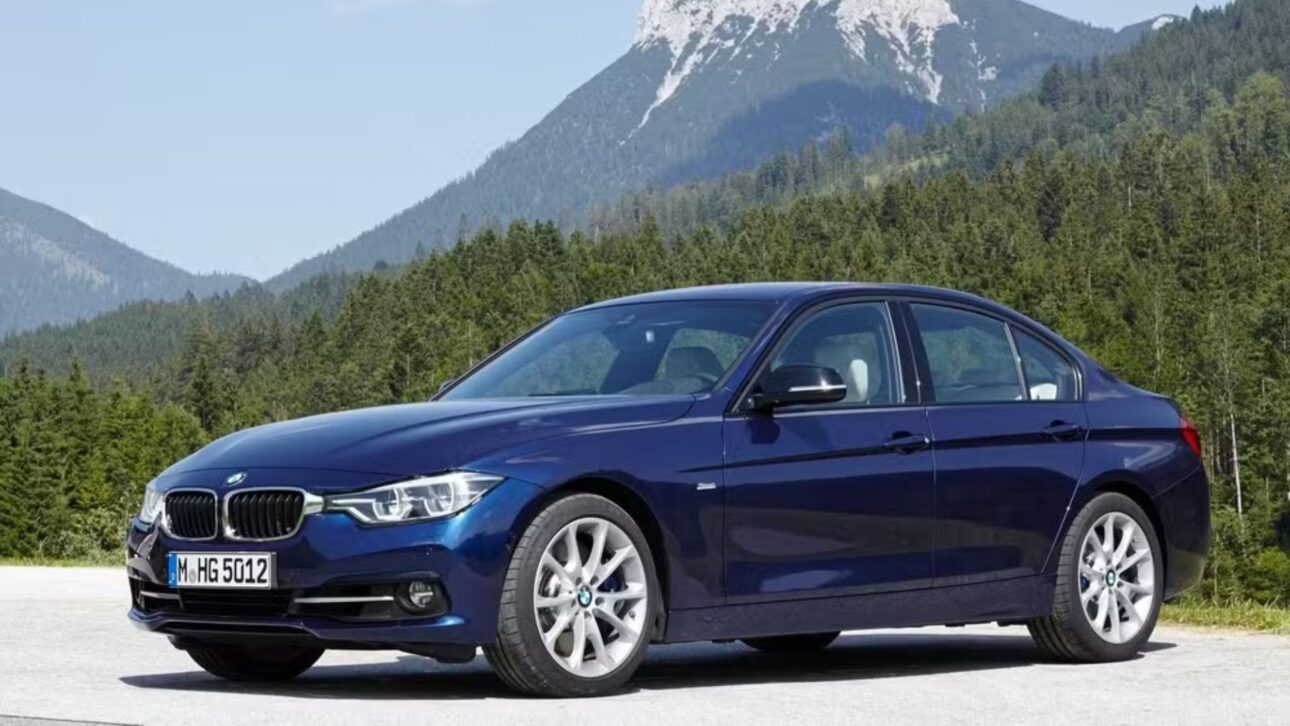 BMW Serie 3 usado ofrece tracción trasera, motor 2.0 turbo flex y confort premium en el mercado. (Imagen: Divulgación)