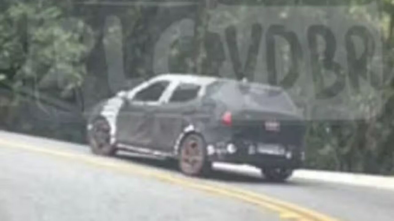 Nuevo Hyundai HB20 2026 fue sorprendido en pruebas en Ubatuba con plataforma inédita, motor 1.0 turbo, más espacio y tecnologías avanzadas. (Imagen: Instagram Placa Verde)