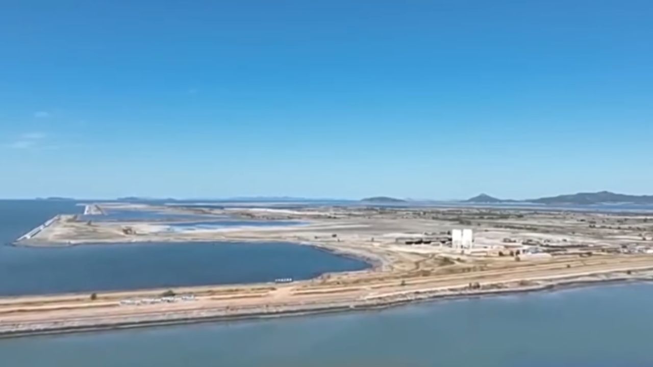 Un único aeropuerto offshore en China recibirá una inversión 13 veces mayor que el presupuesto combinado para 66 intervenciones en aeropuertos por todo Brasil.