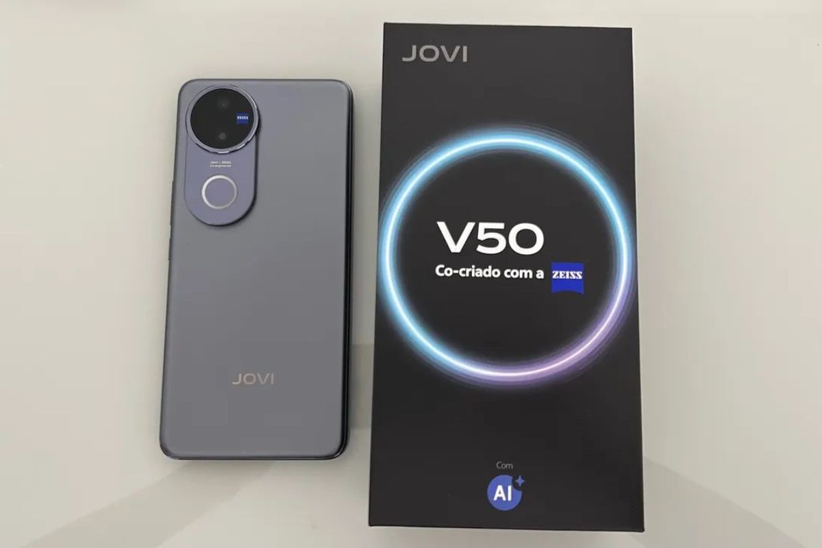 chinesa JOVI chega ao Brasil com celulares baratos, apostando em bateria de longa duração e câmeras avançadas para competir com Samsung, Motorola e até iPhone no mercado em 2025.