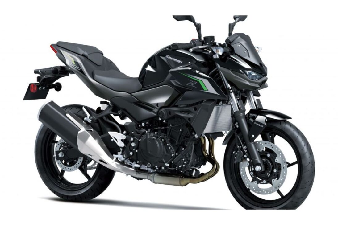 Kawasaki tiene línea 2025 en Brasil con cuatro modelos hasta R$ 35 mil: KLX110R para principiantes, Ninja 300 deportiva de 39 cv, Versys-X 300 aventurera con ABS y Z500 naked con motor 451 cc y conectividad digital