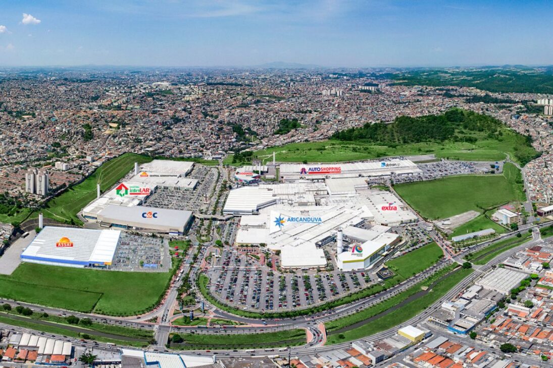 El mayor shopping de Brasil parece una ciudad entera: más de 500 tiendas, 15 mil plazas y números que impresionan a cualquier visitante