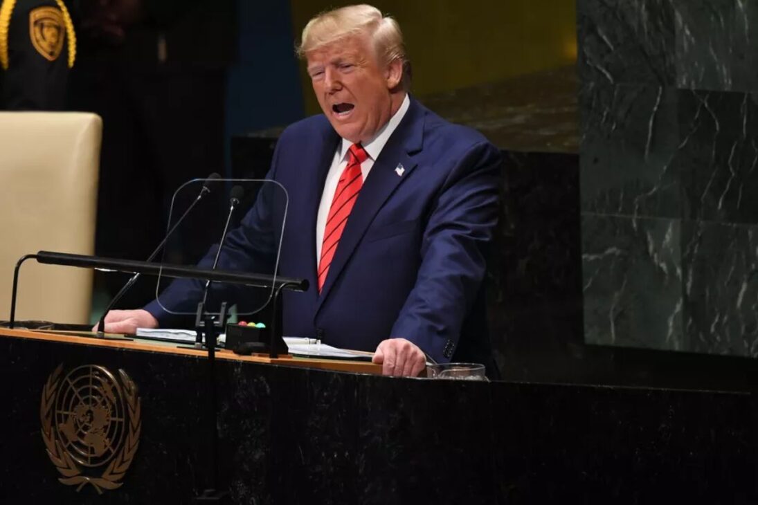 En discurso polémico en la ONU, Trump dice que Brasil fracasará solo, critica tarifas y relata abrazo inesperado con Lula