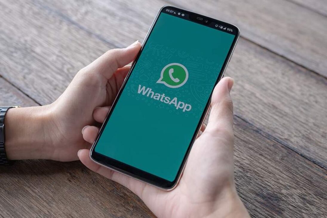 WhatsApp Agrega Opción de Traducción Automática en Conversaciones Enteras para Android, Traduciendo Mensajes Recibidos en la Misma Hora