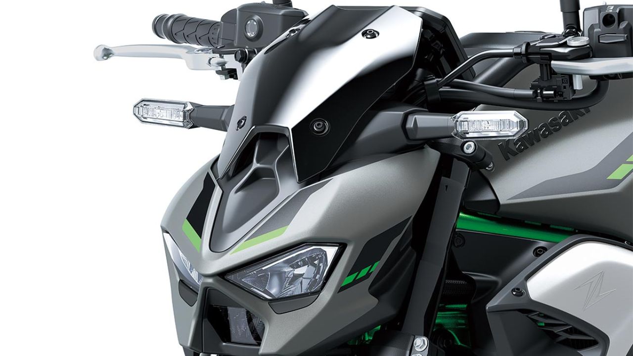 La Kawasaki Z900 2026 combina potencia y diseño agresivo, con nuevos recursos de tecnología y rendimiento. Descubre todos los detalles de la supernaked de Kawasaki en Brasil.