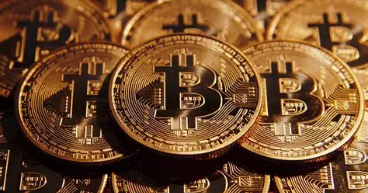 Policía Civil desarticula golpe de criptomonedas que movimentó más de R$ 1 bilhão no Brasil. Operación prendeu sospeitos y apreendeu bienes.