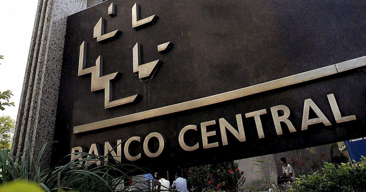 Congreso discute ley que amenaza la autonomía del Banco Central y genera alerta en el mercado sobre riesgos a la economía brasileña.