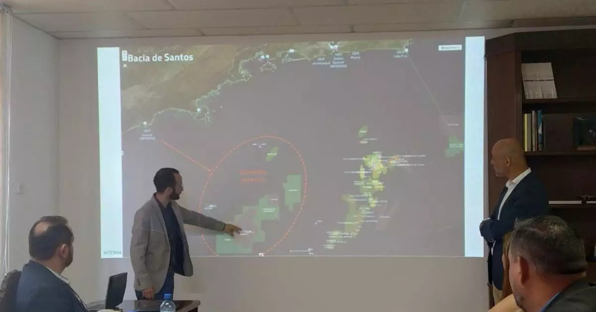 Petrobras evalúa usar el aeropuerto en Guarujá como base aérea para la Bacia de Santos, reforzando la logística del petróleo y gas. (Imagen: Divulgación/ Prefeitura de Guarujá)